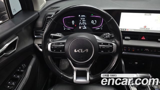 Kia Sportage (V) Diesel 2.0 2WD Prestige 2023 — фото 13