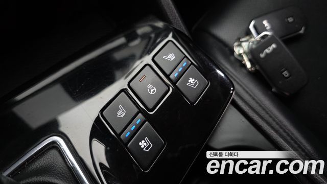 Kia Sportage (V) Diesel 2.0 2WD Prestige 2023 — фото 17