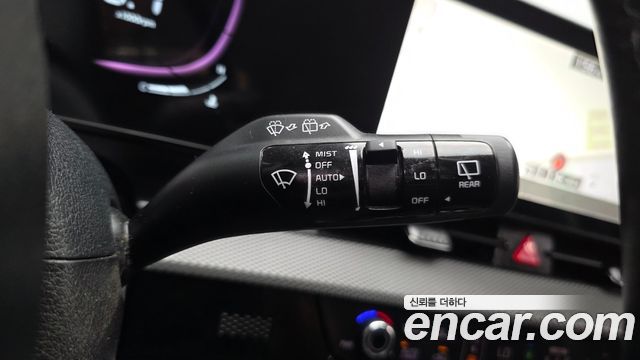 Kia Sportage (V) Diesel 2.0 2WD Prestige 2023 — фото 29