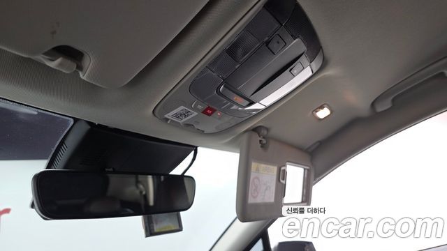 Kia Sportage (V) Diesel 2.0 2WD Prestige 2023 — фото 31
