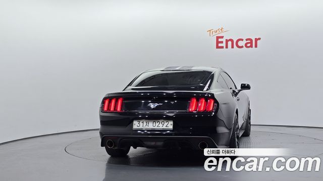 Ford Mustang Coupe 2015 — фото 4