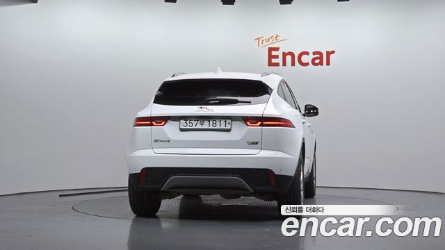 Jaguar E-PACE D180 S 2019 — фото 4
