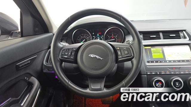 Jaguar E-PACE D180 S 2019 — фото 14