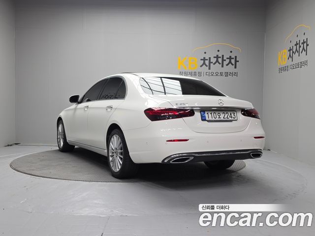 Mercedes-Benz E-Class (W213) E250 Exclusive 2022 — фото 3