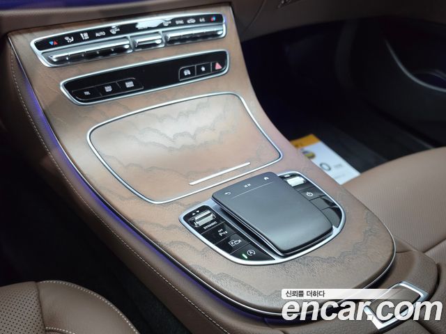 Mercedes-Benz E-Class (W213) E250 Exclusive 2022 — фото 16