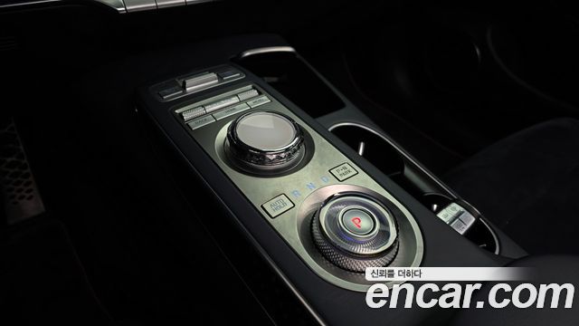 Genesis GV70 2.5T Gasoline 2WD 2021 — фото 9