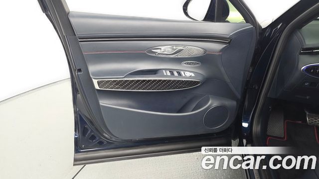 Genesis GV70 2.5T Gasoline 2WD 2021 — фото 24