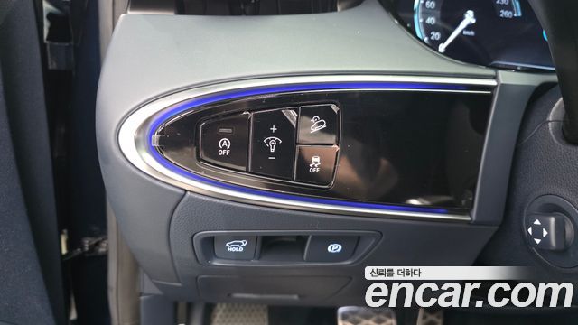 Genesis GV70 2.5T Gasoline 2WD 2021 — фото 30