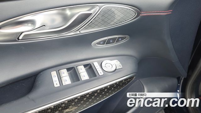 Genesis GV70 2.5T Gasoline 2WD 2021 — фото 32