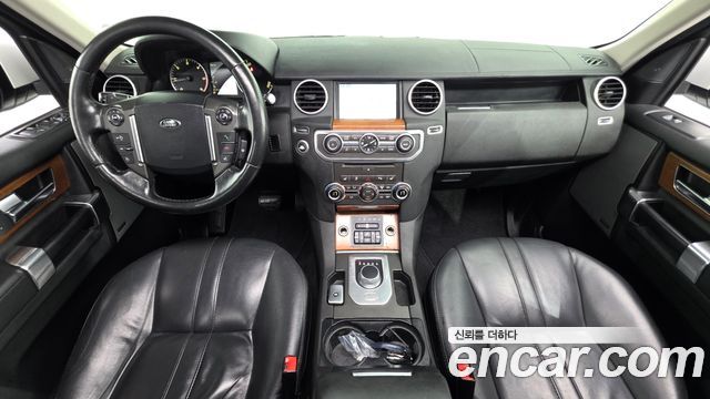 Land Rover Discovery 4 3.0 SDV6 SE 2016 — фото 7