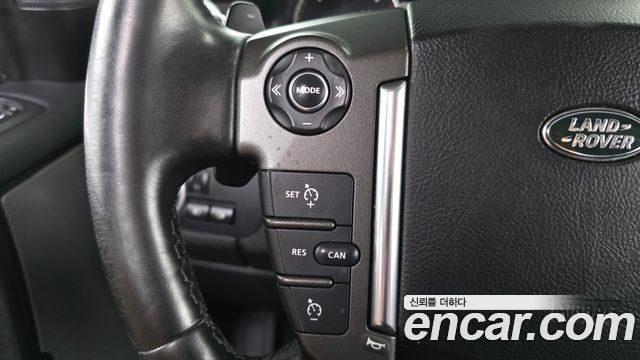 Land Rover Discovery 4 3.0 SDV6 SE 2016 — фото 18