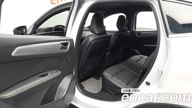 Renault Korea XM3 1.6 GTe Inspire 2024 — фото 26