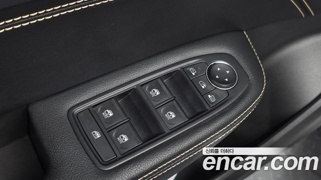 Renault Korea XM3 1.6 GTe Inspire 2024 — фото 27