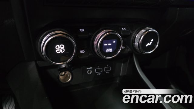 Renault Korea XM3 1.6 GTe Inspire 2024 — фото 30