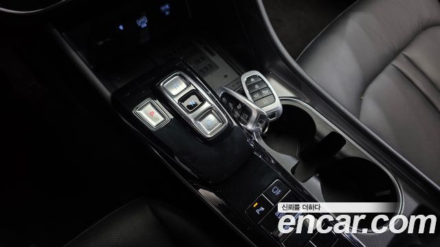 Hyundai Sonata (DN8) 2.0 Premium Family 2020 — фото 9