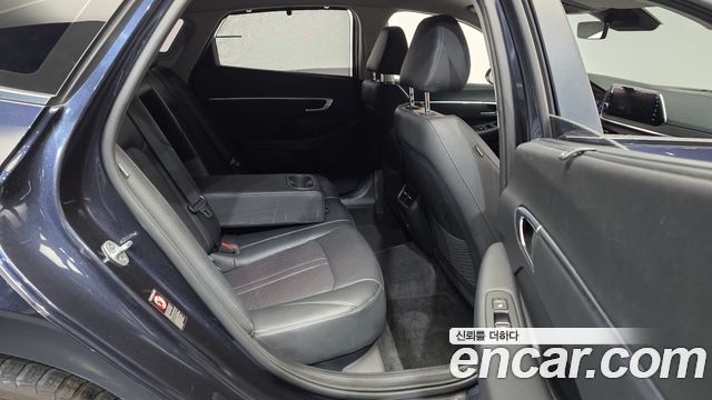 Hyundai Sonata (DN8) 2.0 Premium Family 2020 — фото 12