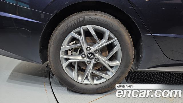 Hyundai Sonata (DN8) 2.0 Premium Family 2020 — фото 21