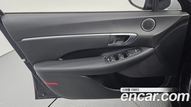 Hyundai Sonata (DN8) 2.0 Premium Family 2020 — фото 24