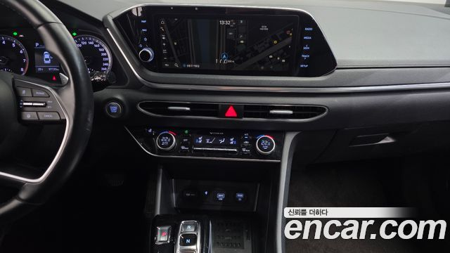 Hyundai Sonata (DN8) 2.0 Premium Family 2020 — фото 28