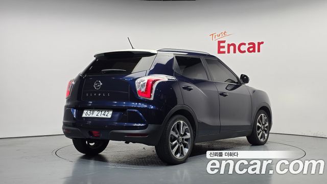 KG Mobility (SsangYong) Tivoli LX 2WD DLX 2015 — фото 2