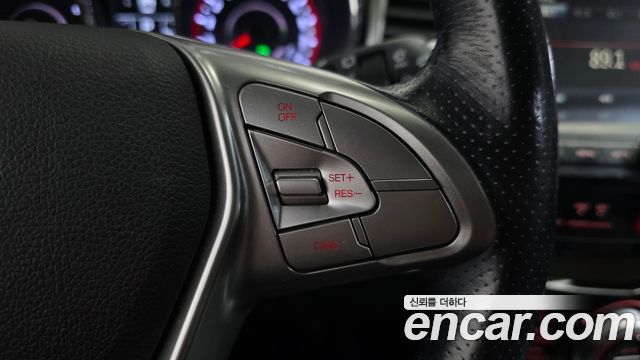 KG Mobility (SsangYong) Tivoli LX 2WD DLX 2015 — фото 28