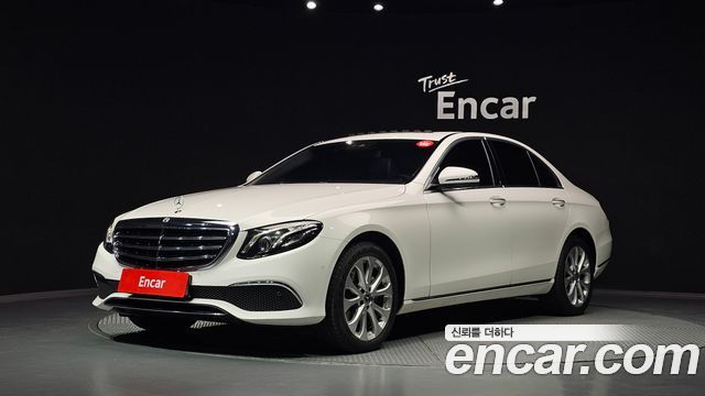 Mercedes-Benz E-Class (W213) E220d Exclusive 2019 — фото 1