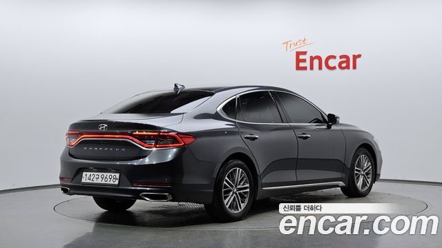 Hyundai Grandeur (IG) 2.4 Premium 2019 — фото 2