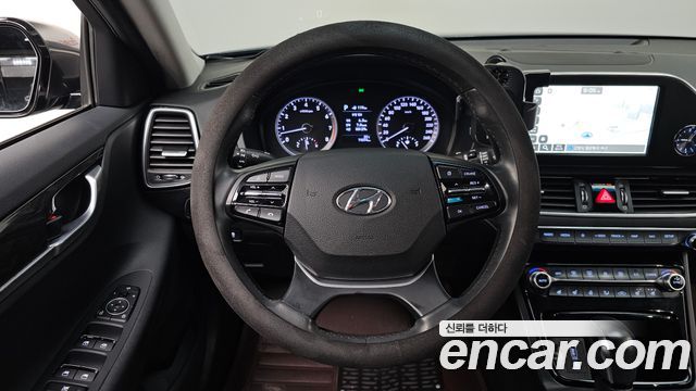 Hyundai Grandeur (IG) 2.4 Premium 2019 — фото 13