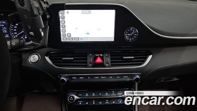 Hyundai Grandeur (IG) 2.4 Premium 2019 — фото 14