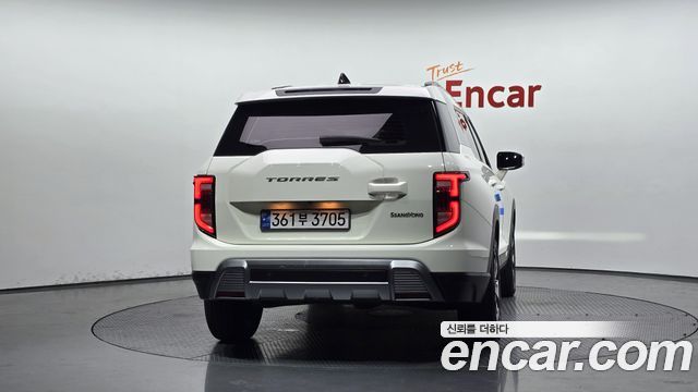 KG Mobility (SsangYong) Torres Gasoline 1.5 2WD T7 2023 — фото 4