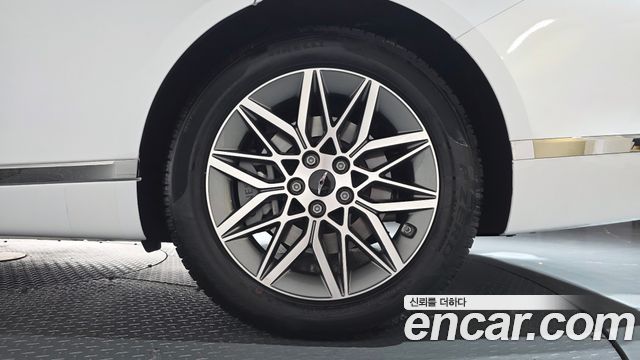Genesis G80 (RG3) Gasoline 2.5 Turbo 2WD 2025 — фото 21