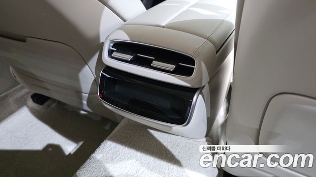 Genesis G80 (RG3) Gasoline 2.5 Turbo 2WD 2025 — фото 30