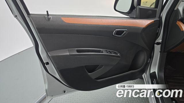 Chevrolet Spark LS Star 2012 — фото 24