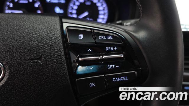 Hyundai Grandeur (IG) 2.4 Premium 2019 — фото 16