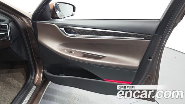 Hyundai Grandeur (IG) 2.4 Premium 2019 — фото 24