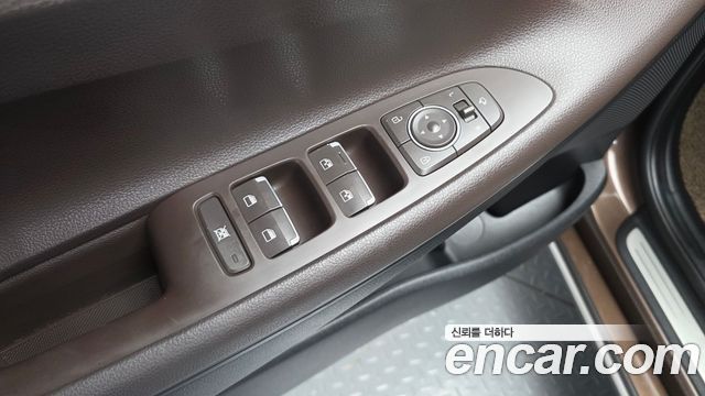Hyundai Grandeur (IG) 2.4 Premium 2019 — фото 27