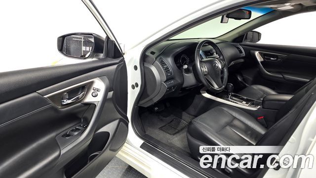 Nissan Altima 2.5 L33 2014 — фото 10