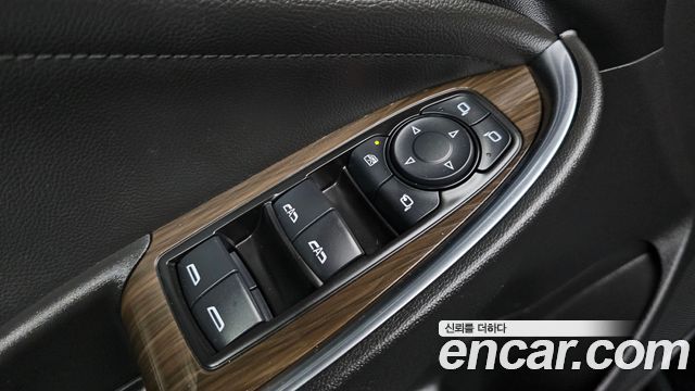 Chevrolet Malibu 2.0 Turbo LTZ Premium 2018 — фото 16