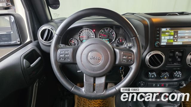 Jeep Wrangler (JK) 3.6 Rubicon 4Door 2016 — фото 17