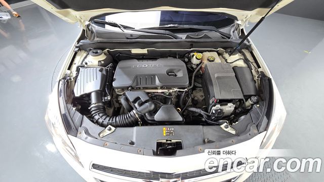 Chevrolet Malibu 2.0 LT Deluxe Pack 2015 — фото 6
