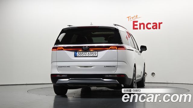 Kia Carnival (IV) Diesel 7-Seater Signature 2021 — фото 4