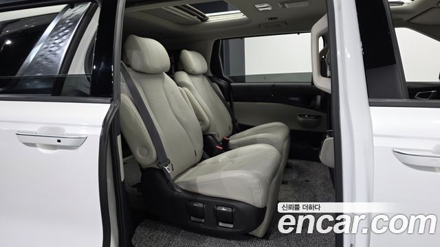Kia Carnival (IV) Diesel 7-Seater Signature 2021 — фото 12