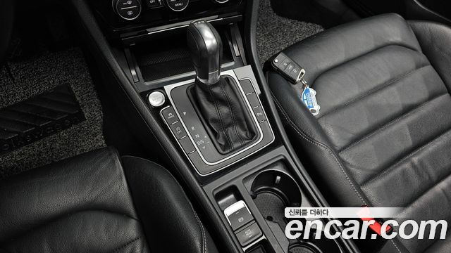 Volkswagen Golf (VII) 1.4 TSI Premium 2016 — фото 9