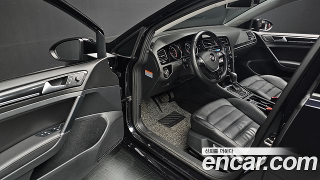 Volkswagen Golf (VII) 1.4 TSI Premium 2016 — фото 11
