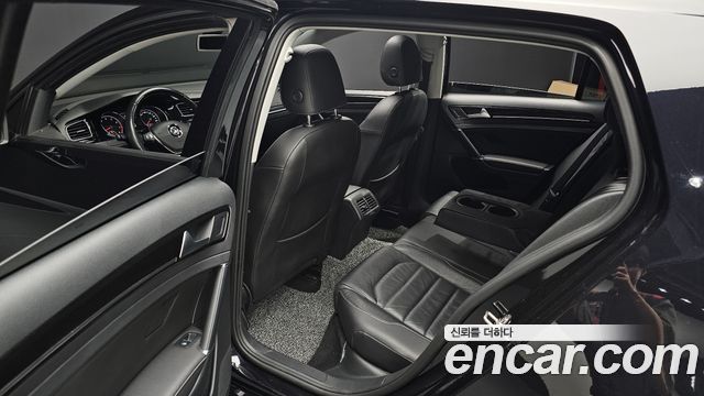 Volkswagen Golf (VII) 1.4 TSI Premium 2016 — фото 12