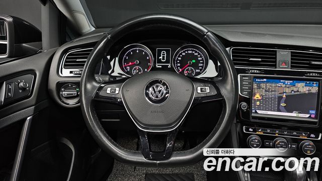 Volkswagen Golf (VII) 1.4 TSI Premium 2016 — фото 13