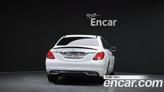 Mercedes-Benz C-Class (W205) C220 d Avantgarde 2017 — фото 4