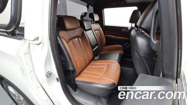 KG Mobility (SsangYong) Rexton Sports Khan Diesel 2.2 4WD Professional S (5-Link) 2019 — фото 11