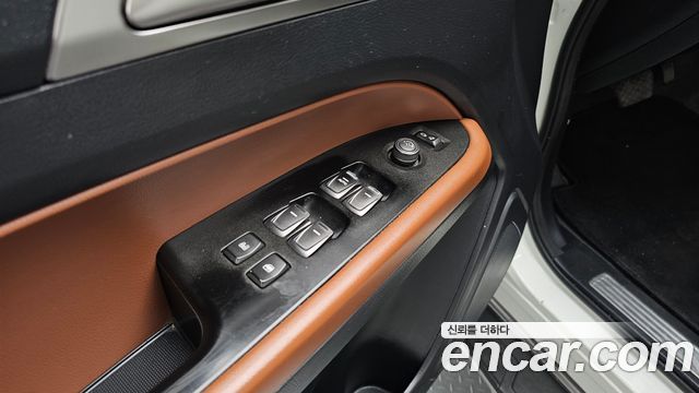 KG Mobility (SsangYong) Rexton Sports Khan Diesel 2.2 4WD Professional S (5-Link) 2019 — фото 29