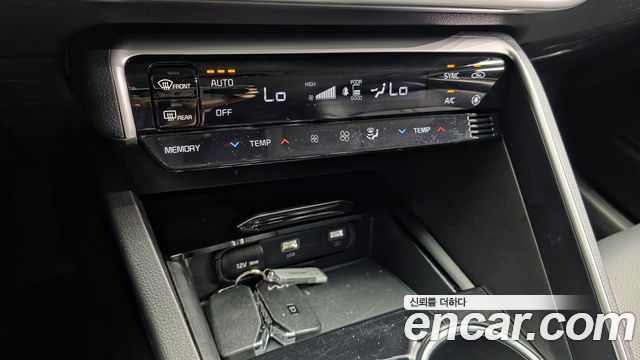 Kia K5 (III) 2.0 LPI(Renter car) Trandy 2023 — фото 17